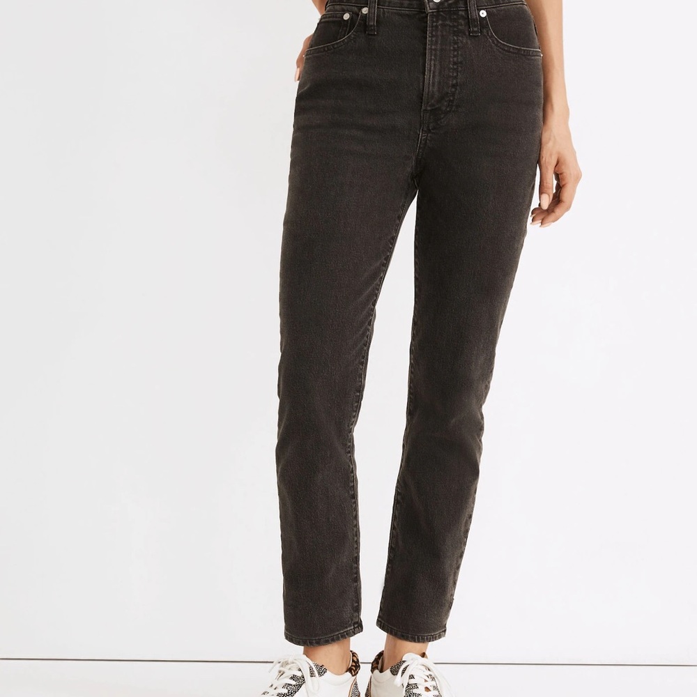 Madewell Curvy Perfect vintage Jean 27p in washed black